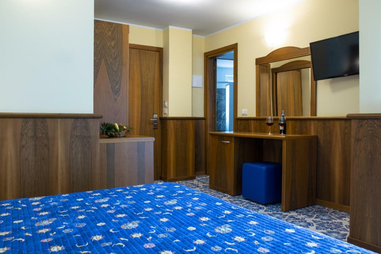 Hotel Panoramic Джардини Наксос Екстериор снимка