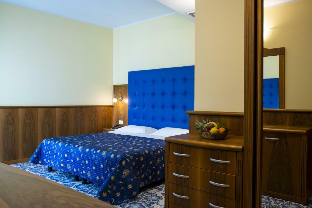 Hotel Panoramic Джардини Наксос Екстериор снимка