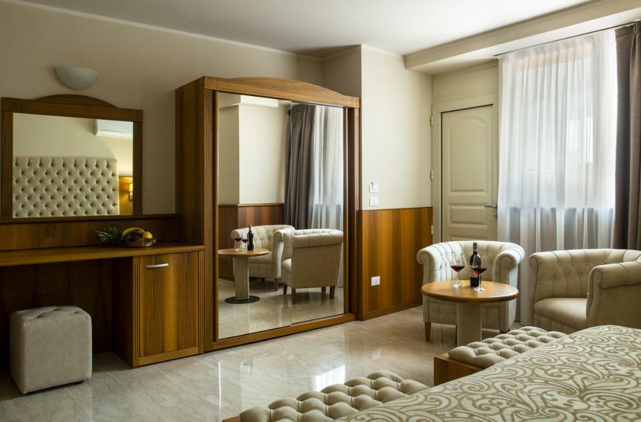 Hotel Panoramic Джардини Наксос Екстериор снимка